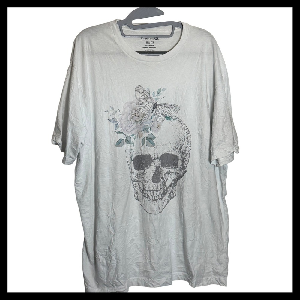 Celebrate It Skull Butterfly Floral Graphic T-Shirt White 2XL 100% Cotton Edgy